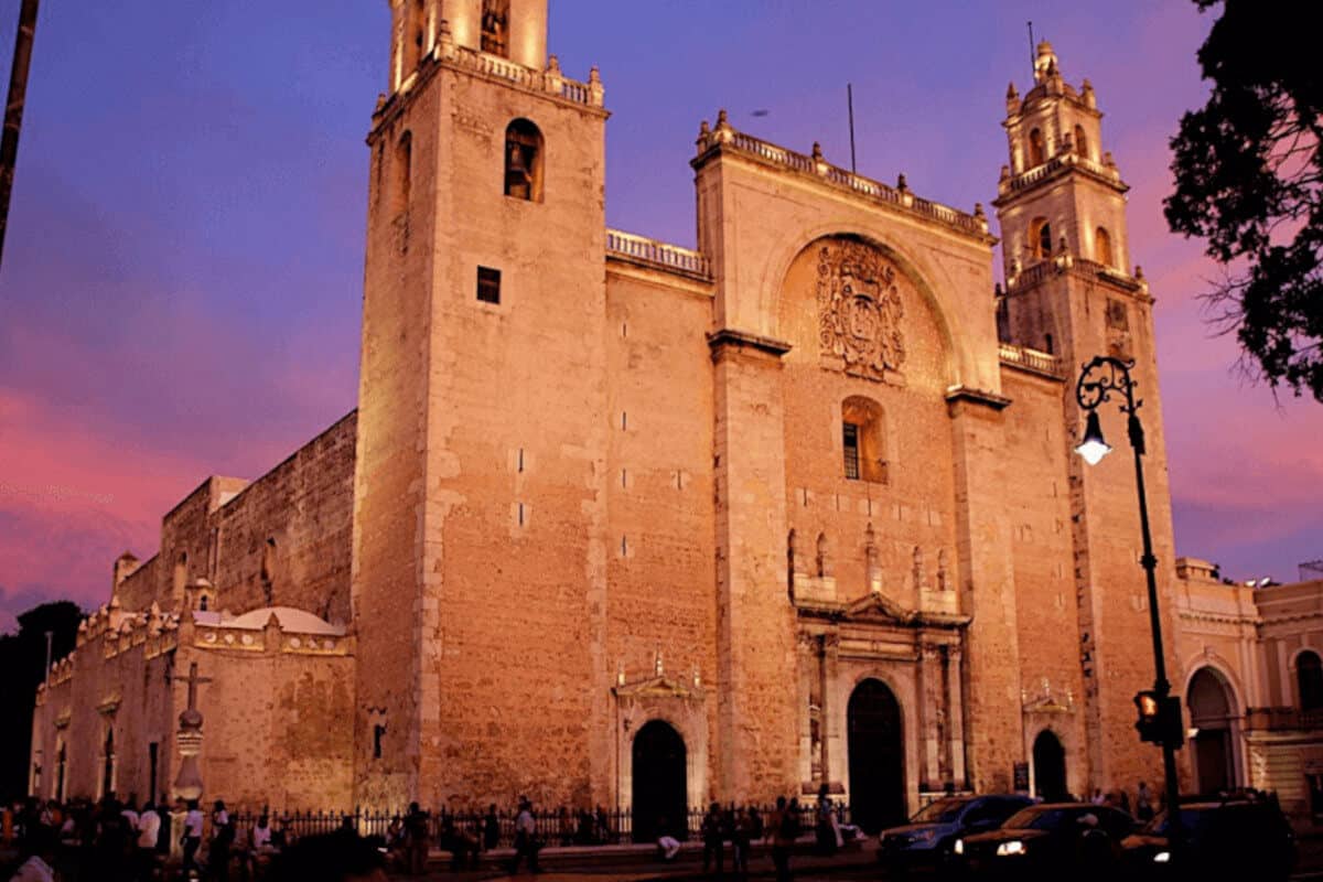 Lugares para visitar en Mérida - La Catedral de San Idelfonso