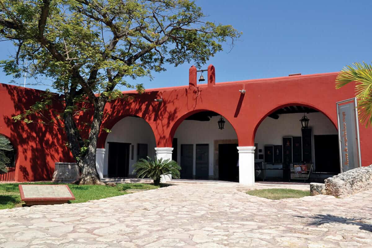 Lugares turísticos de Campeche - El Museo de la Arquitectura Maya