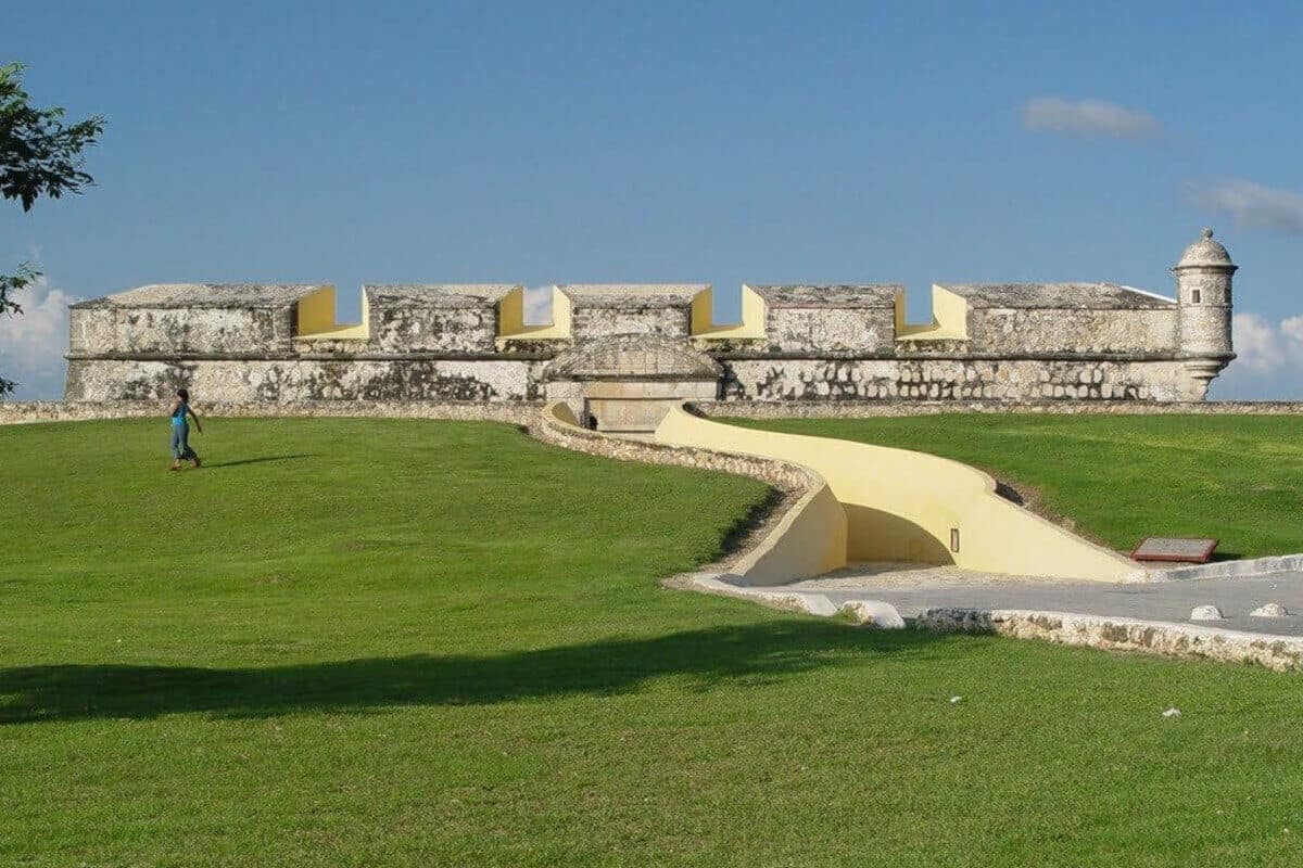 Lugares turísticos de Campeche - Los Fuertes y los Baluartes de Campeche