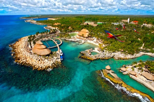 xcaret vs xel ha